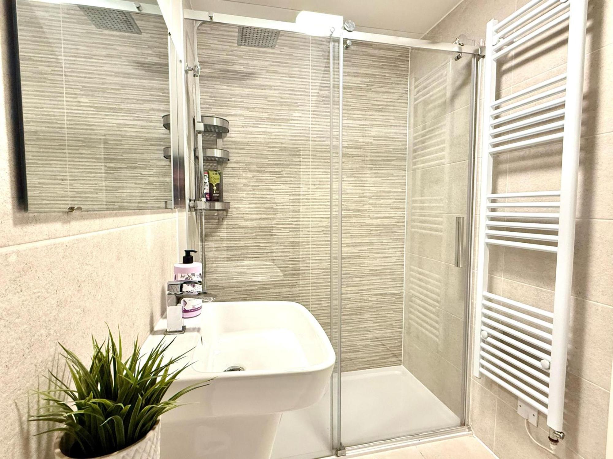 Paradigm House, Luxury 2-bedroom 3, Free Parking, Oxford