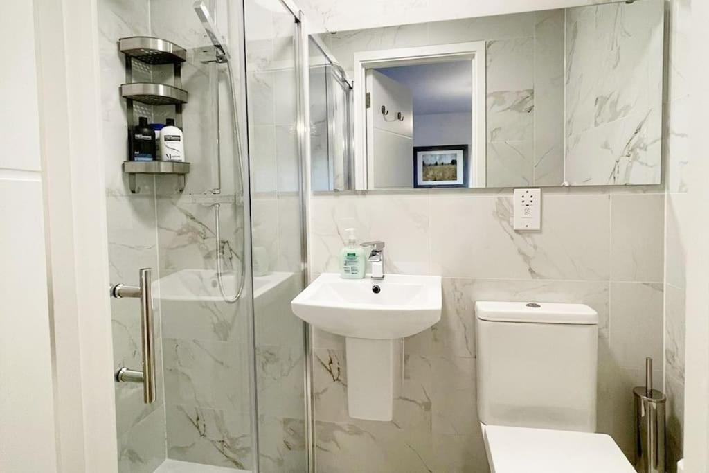 Apartamento Paradigm House, Luxury 2-bedroom 3, Free Parking, Oxford