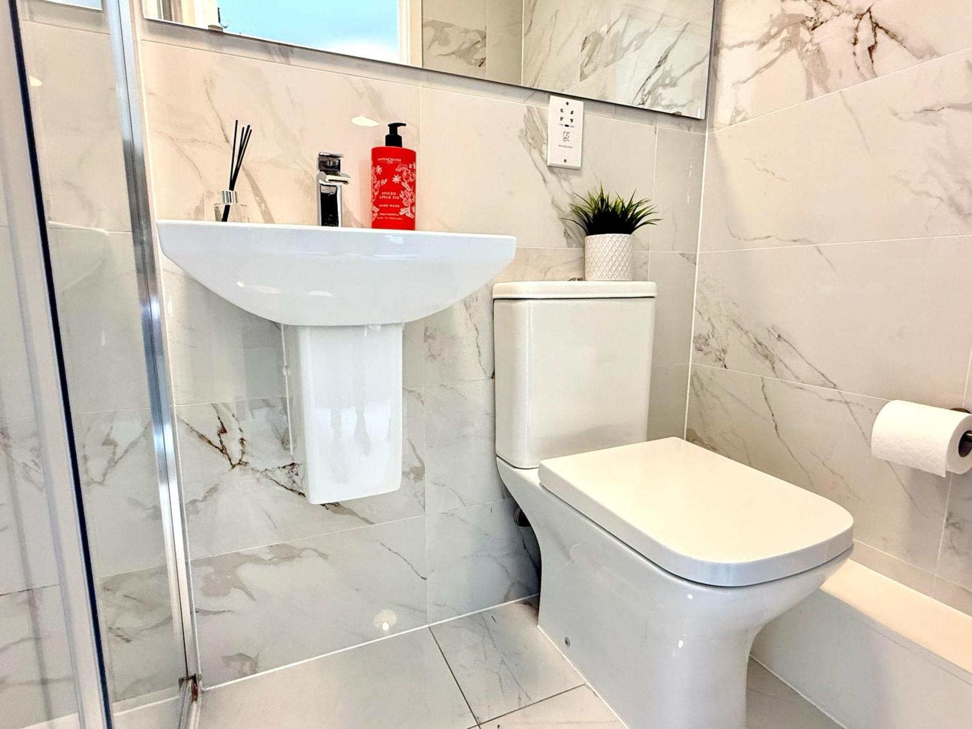 Apartamento Paradigm House, Luxury 2-bedroom 3, Free Parking, Oxford